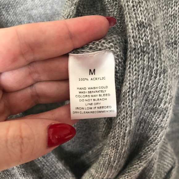 Faux wrap sweater - Picture 3 of 4